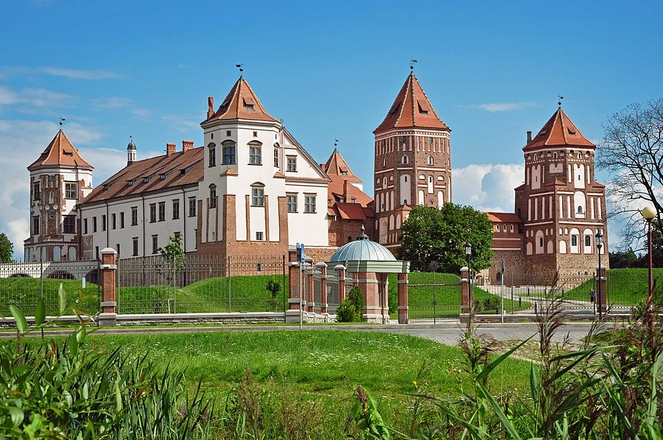白俄罗斯 · Mir Castle Complex