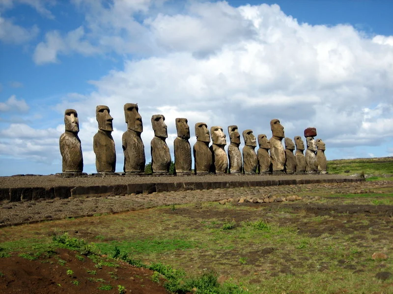 智利 · Moai