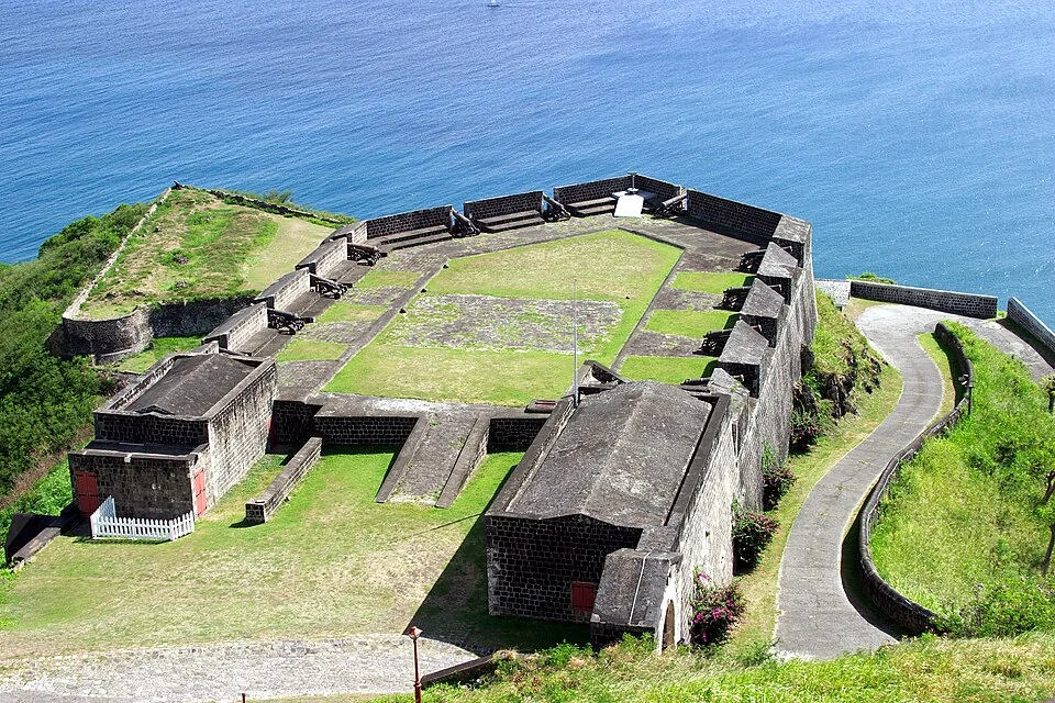 圣基茨和尼维斯 · Brimstone Hill Fortress National Park