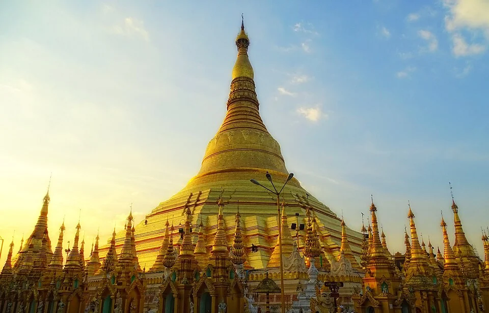 缅甸 · Shwedagon Pagoda